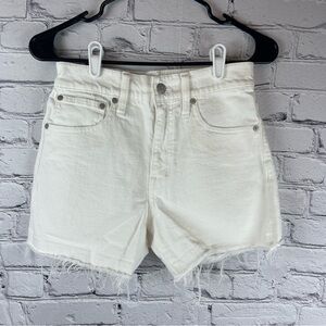 Madewell Shorts Women’s‎ Size 25 White Denim Raw Hem Fray High Rise Stretch